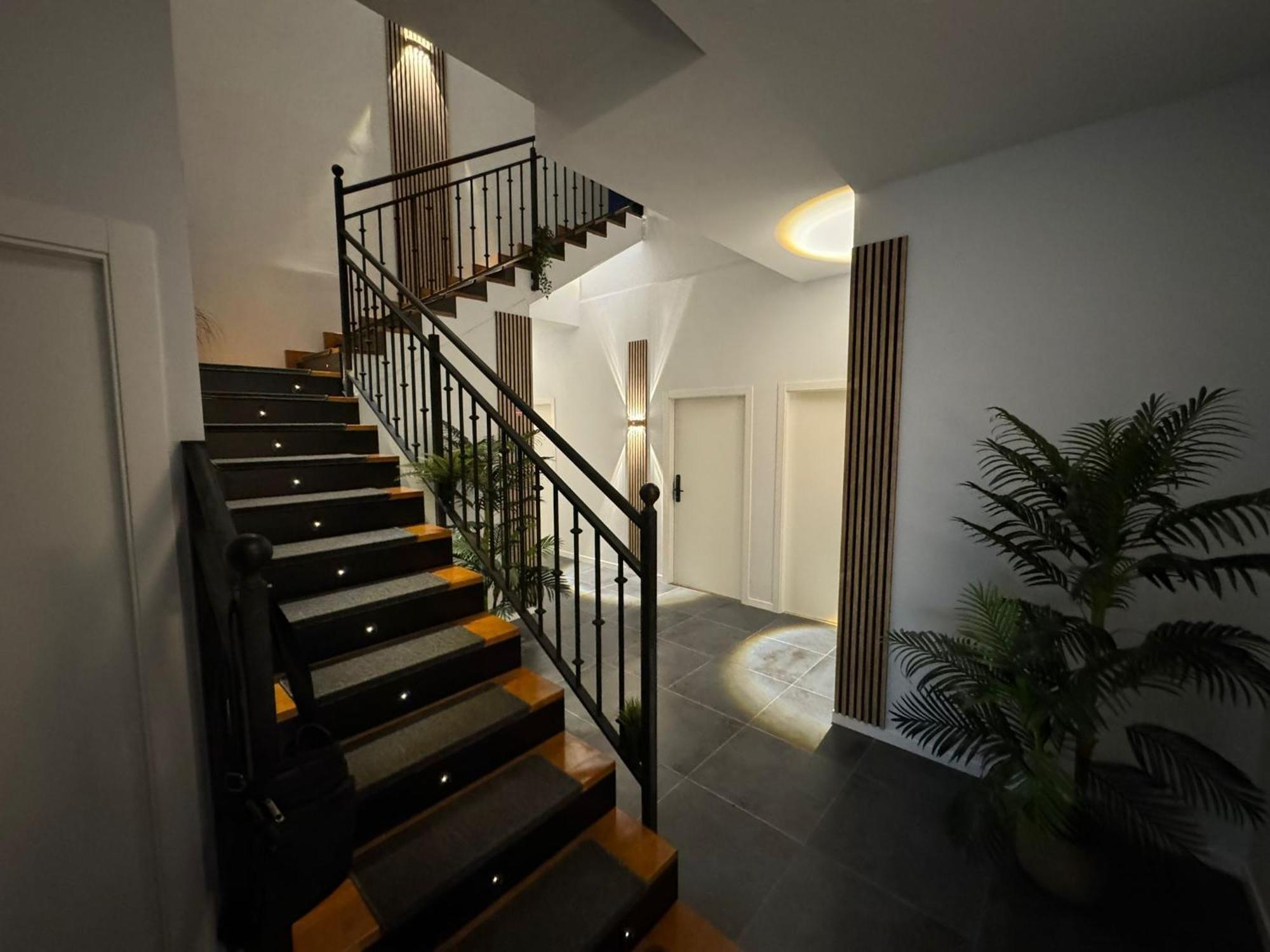Ynfinity Aparthotel Valencia Luaran gambar